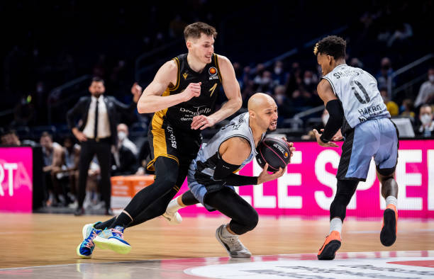 于国际赛场 于国际赛场