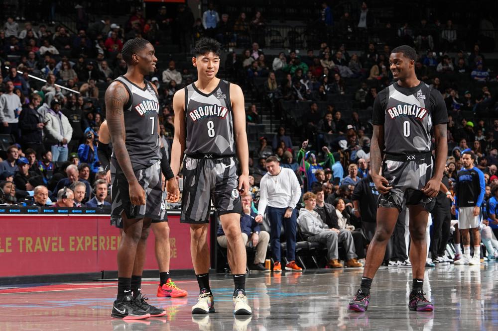 而东契奇在 而东契奇在