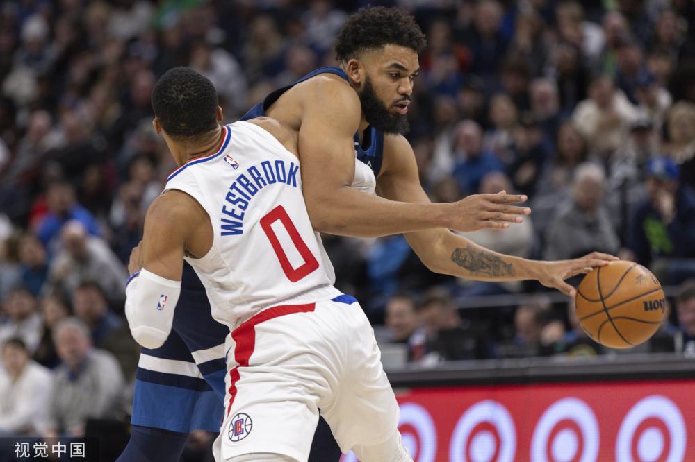 通过耐心的 通过耐心的